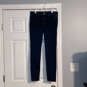 Super rich American Eagle navy blue jeans!